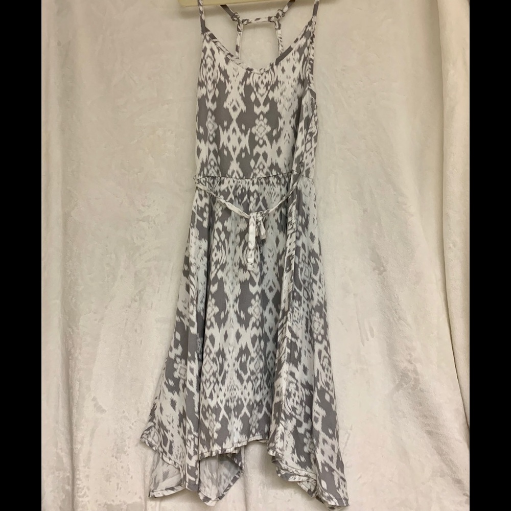 Beautifully simple, light weight, grey sundress